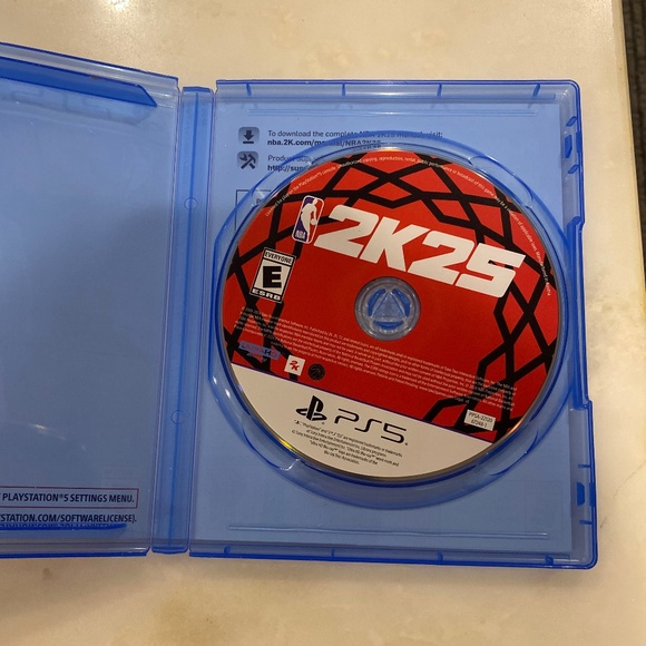 PS5 - 2K25 - Picture 3 of 3